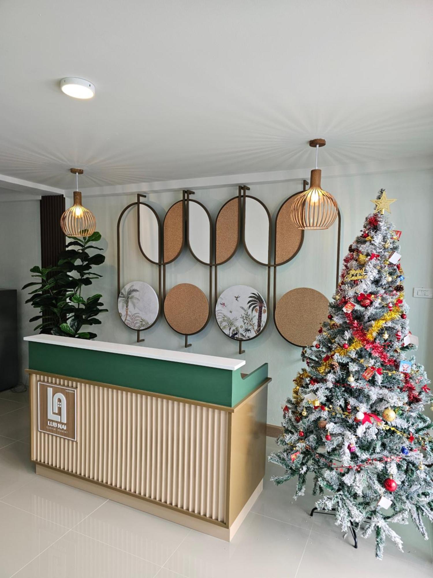 Lub Nai Hostel Patong Eksteriør billede